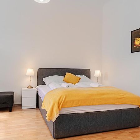 Pleasing 2Br Apt. Akh-Perfect For Groups Vienna Luaran gambar